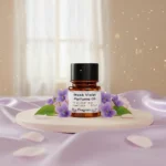Discover Musk Violet Perfume Oil, inspired by Ajmal Violet Musk (for reference only). A serene fusion of violet petals, white musk, and soft powdery notes — evoking purity, tranquility, and modern Arabian refinement. Alcohol-free and long-lasting.