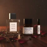 Discover Rose Coffee Perfume Oil, inspired by Tom Ford Café Rose (for reference only). A rich fusion of Damask rose, roasted coffee, amber, and sandalwood — sensual, sophisticated, and long-lasting. Perfect for evening elegance and cool-weather allure.