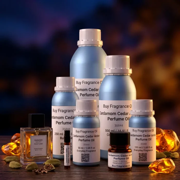 Cardamom Cedar Amber perfume oil bottle with dark amber tones, spicy cardamom warmth and elegant woody night atmosphere.